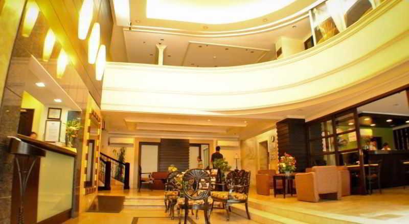 Fersal Hotel Malakas, Quezón by Eksteriør bilde