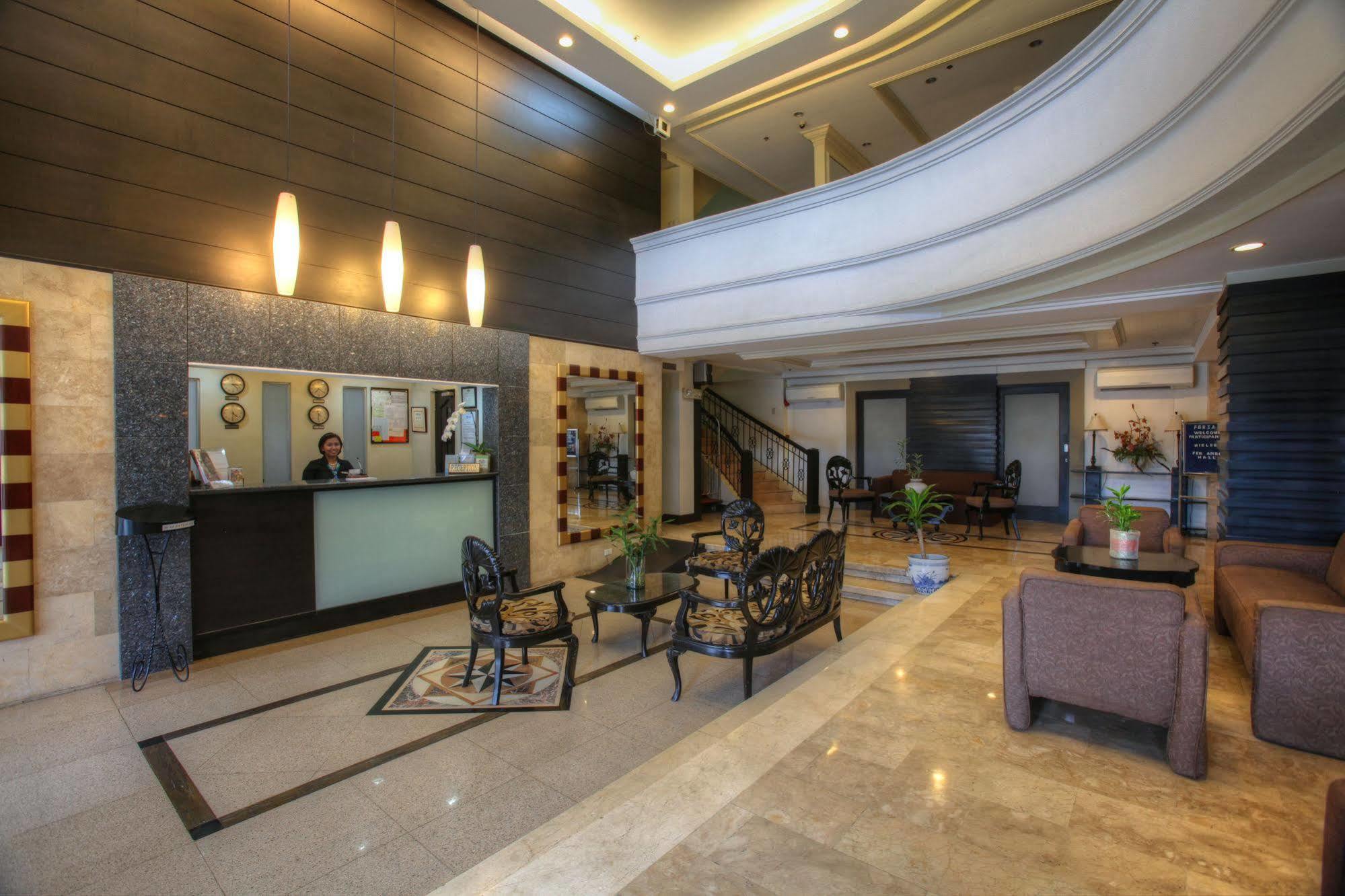 Fersal Hotel Malakas, Quezón by Eksteriør bilde